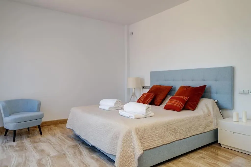 Villa Uno - Stunning 4 Bedroom Villa With Pool Malaga