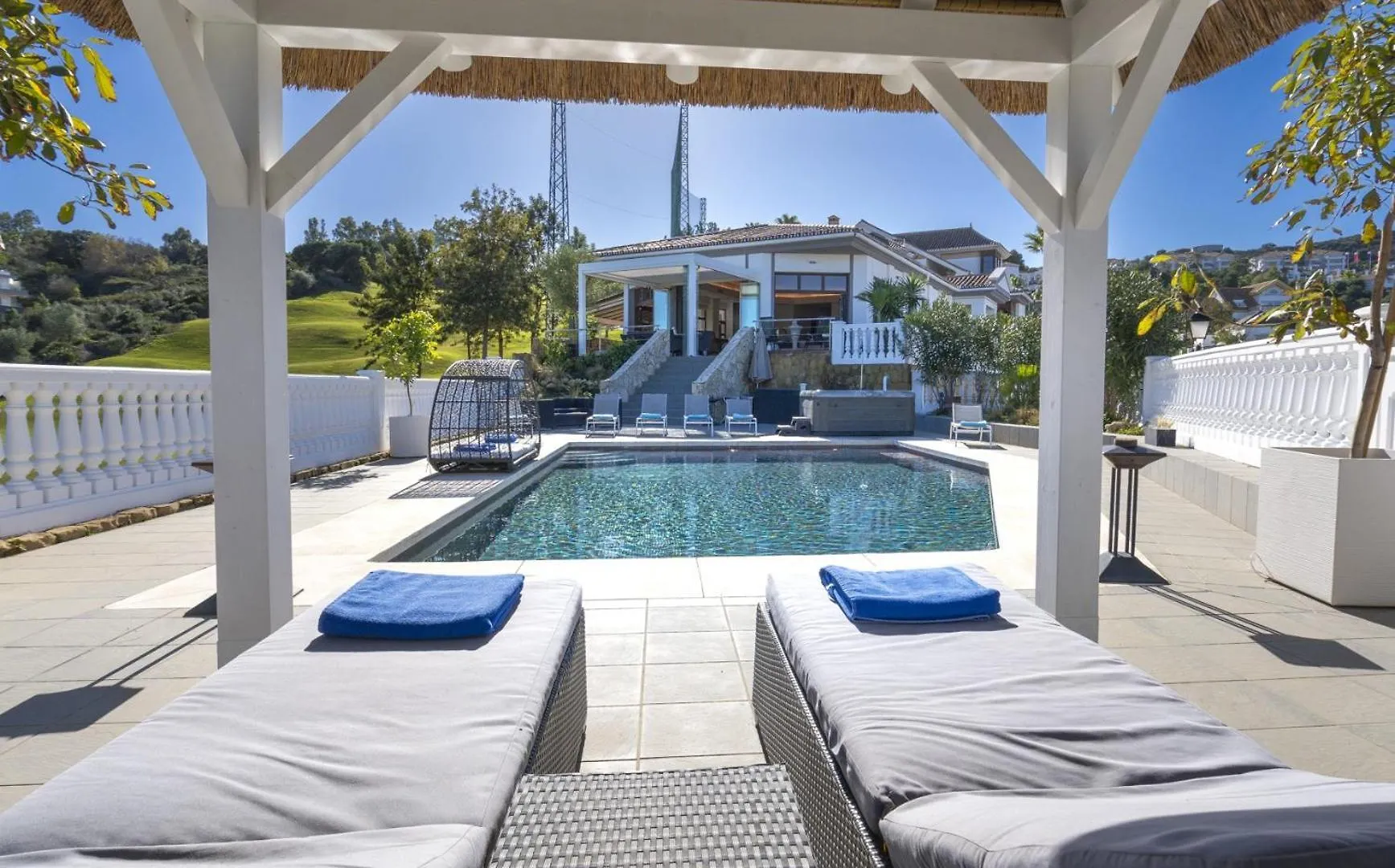 Villa Uno - Stunning 4 Bedroom Villa With Pool location